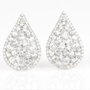 Paparazzi Dazzling Silver Crystal Earrings